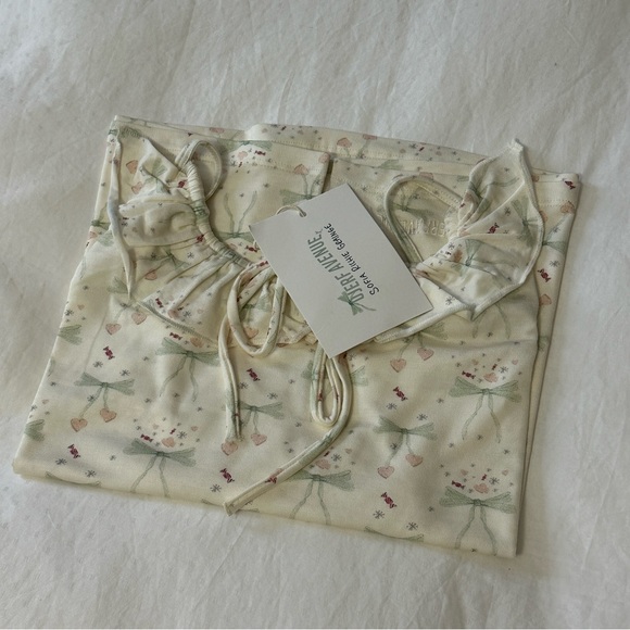 NWT Djerf Avenue x SRG Holiday TOP - Picture 5 of 7